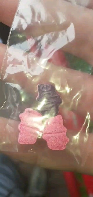 Pink and purple Skype 250mg MDMA